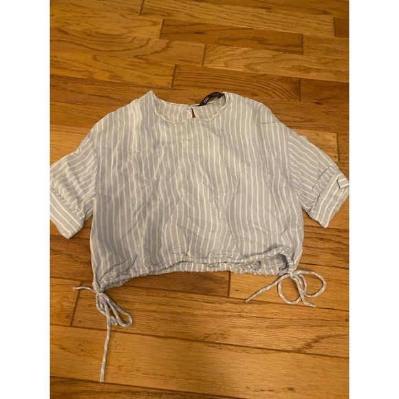 Zara, women's blue striped short sleeve cropped shirt with side ties size small - Picture 1 of 8